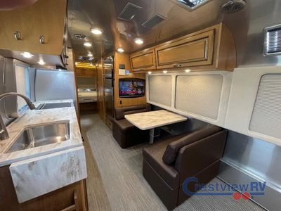 2019 Airstream Classic - Photo 8