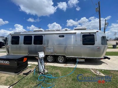 2019 Airstream Classic - Photo 4