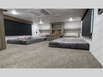 2025 Palomino Puma Destination - Photo 7