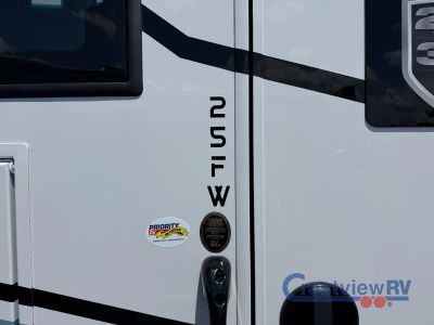 2026 Grand Design Lineage Series M - Photo 29