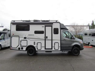 2026 Winnebago EKKO - Photo 12