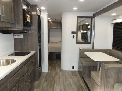 2026 Entegra Coach Odyssey - Photo 5