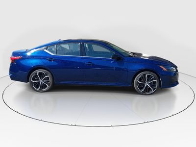 2024 Nissan Altima - Photo 8
