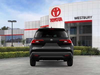 2026 Toyota Grand Highlander Hybrid — photo 8 view
