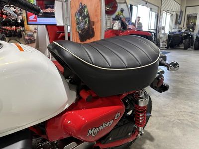 2025 Honda Monkey ABS - Photo 8