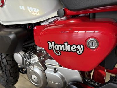2025 Honda Monkey ABS - Photo 19