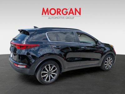 2018 Kia Sportage — interior view
