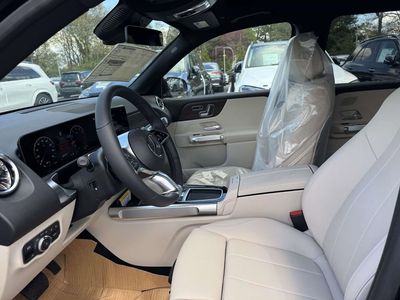 2026 Mercedes-Benz GLB - Photo 4