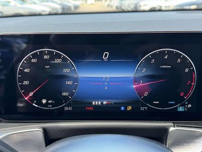 2026 Mercedes-Benz GLB - Photo 3