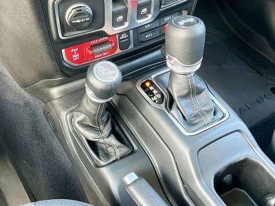 2026 Jeep Wrangler — photo 16 view