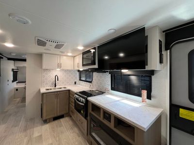 2026 Jayco NORTH TRAIL - Photo 4