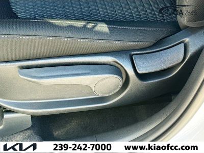 2026 Kia Sorento — photo 23 view