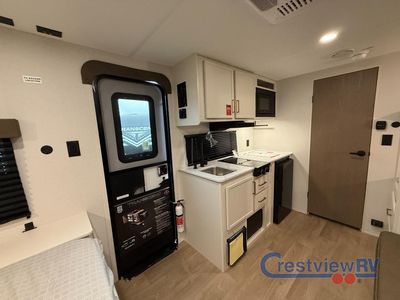 2026 Grand Design Transcend One - Photo 8