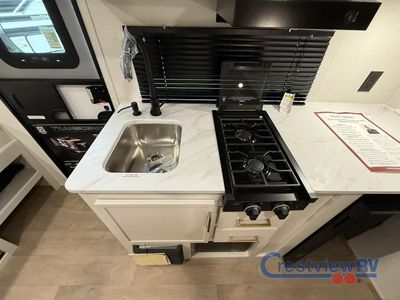 2026 Grand Design Transcend One - Photo 15