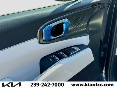 2026 Kia Sorento — photo 23 view