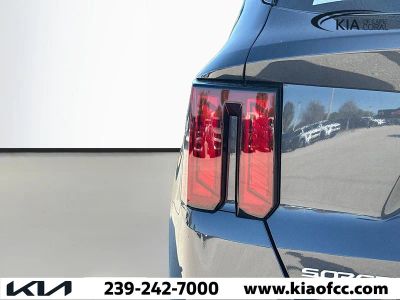 2026 Kia Sorento — photo 9 view