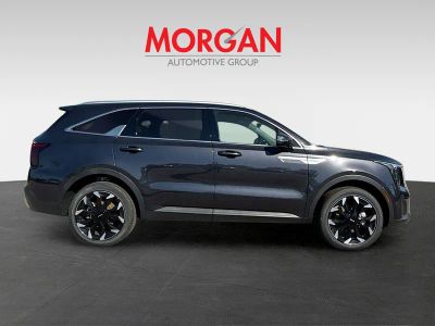 2026 Kia Sorento — engine compartment view