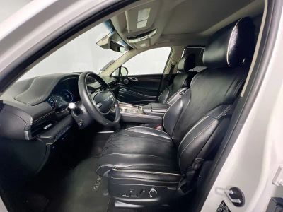2023 Genesis GV80 — photo 12 view