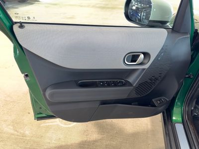 2026 MINI Hardtop 4 Door - Photo 13