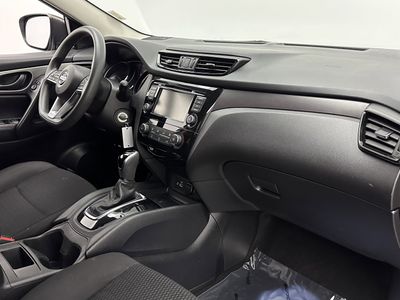 2020 Nissan Rogue Sport - Photo 28