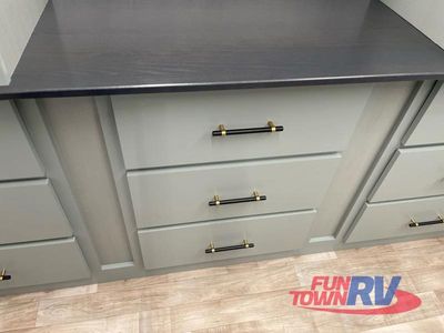 2025 Redwood RV Regency - Photo 53