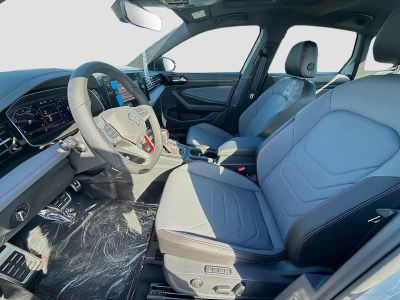 2026 Volkswagen Jetta GLI — photo 16 view