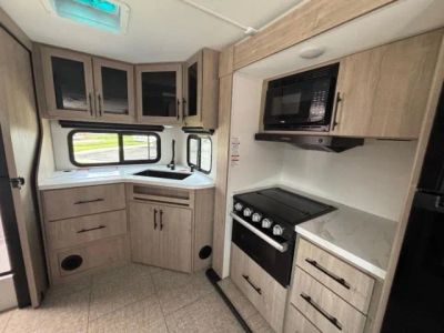 2026 Grand Design Imagine XLS - Photo 7