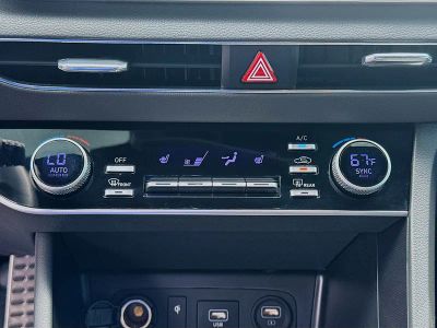 2023 Hyundai Sonata — photo 13 view