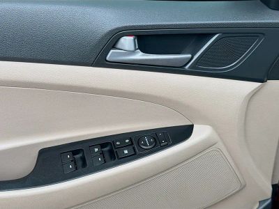 2017 Hyundai Tucson — photo 14 view