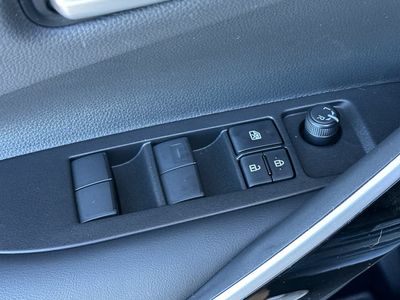 2026 Toyota Corolla Hybrid - Photo 13