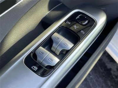2025 Mercedes-Benz C-Class - Photo 18