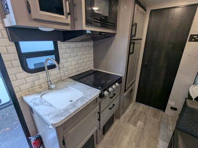 2022 Jayco Jay Feather Micro - Photo 9