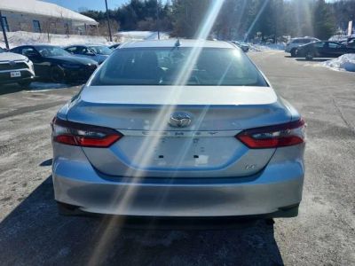 2023 Toyota Camry LE - Photo 5