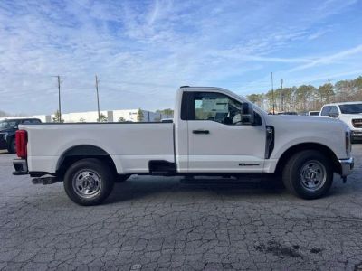 2026 Ford F-350SD - Photo 2