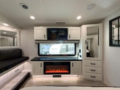 2026 Jayco Pinnacle - Photo 13