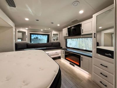 2026 Jayco Pinnacle - Photo 11