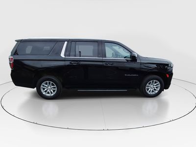 2024 Chevrolet Suburban - Photo 8