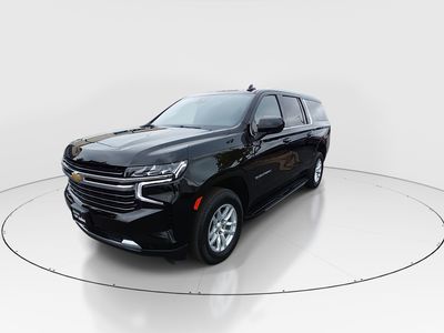 2024 Chevrolet Suburban - Photo 3