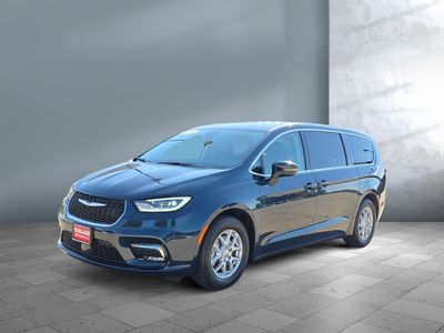 2023 Chrysler Pacifica - Photo 25