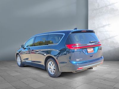2023 Chrysler Pacifica - Photo 4