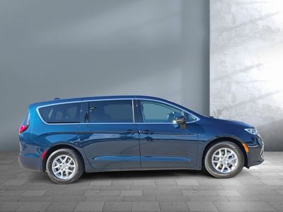 2023 Chrysler Pacifica - Photo 7