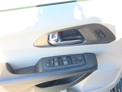 2023 Chrysler Pacifica - Photo 20