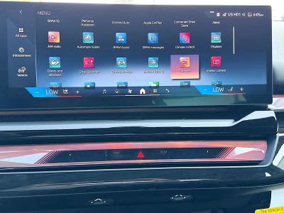 2027 BMW 5 Series — photo 30 view