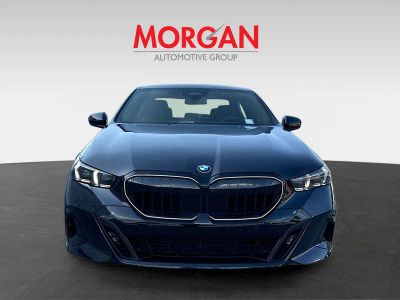 2027 BMW 5 Series — photo 8 view
