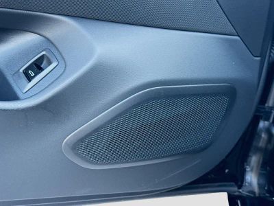 2027 BMW 5 Series — photo 24 view