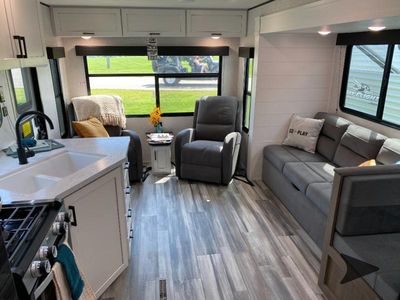 2025 Jayco Jay Flight SLX - Photo 11