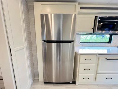 2026 Tiffin ALLEGRO BAY — photo 9 view