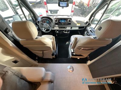 2023 Airstream Atlas - Photo 9