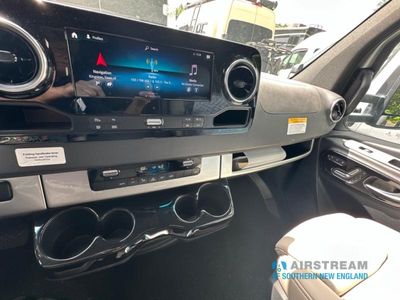 2023 Airstream Atlas - Photo 14