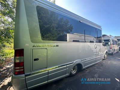 2023 Airstream Atlas - Photo 3